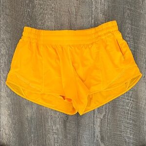 Lululemon hottie Hot shorts 4”. Size 10